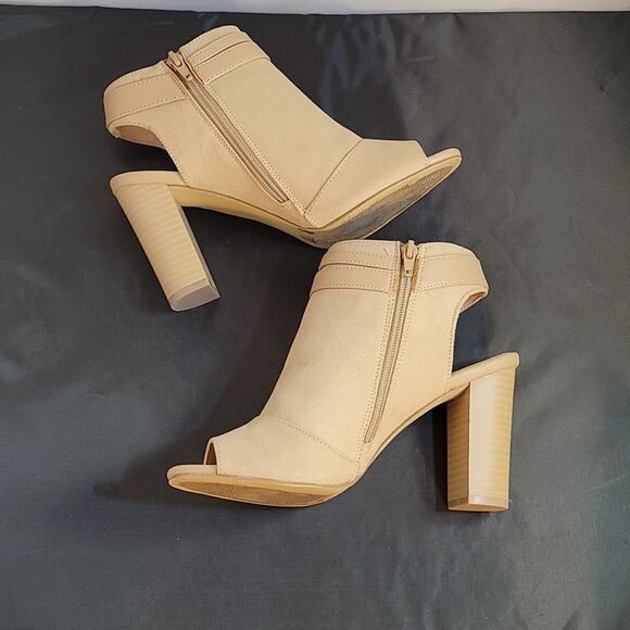 BRAND NEW PENNY LOVES KENNY WOMENS ANKLE STRAP ZIP CLOSURE OPEN TOE BOOTIE - Picture 9 of 13